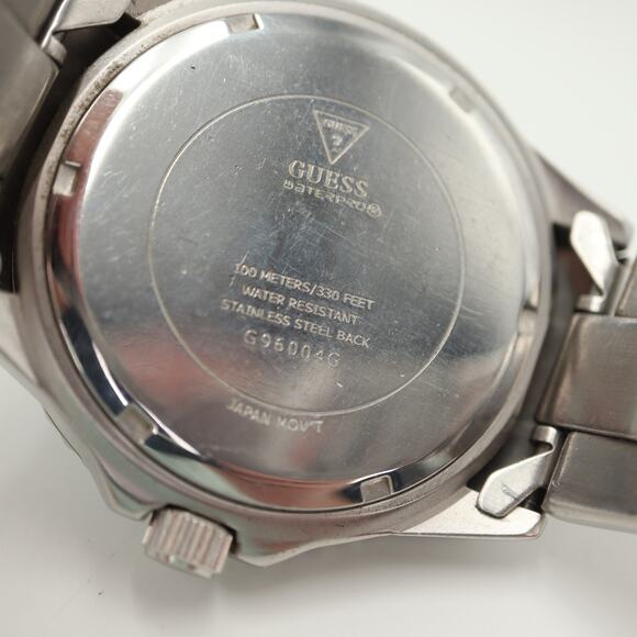 Guess Waterpro Mens Diver Calendar 42mm Watch Stainless Steel 100M w New Battery - Picture 14 of 14